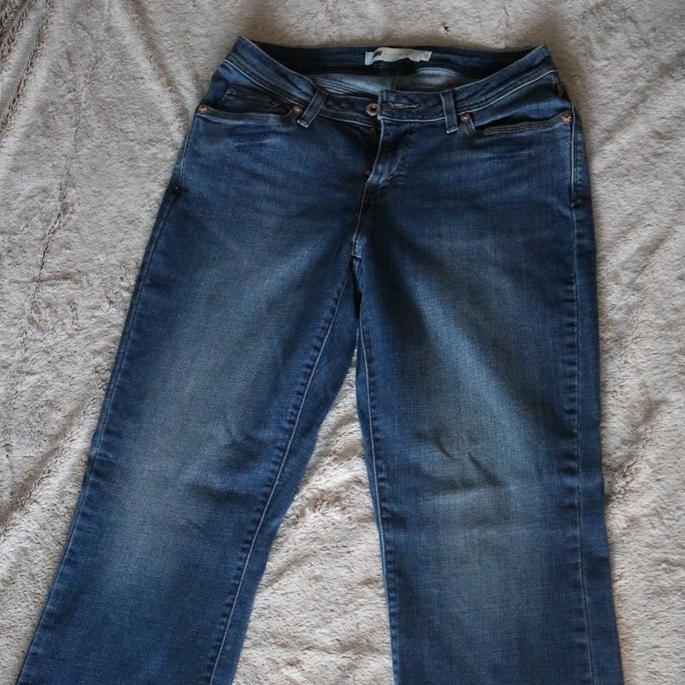 Levi's 525 Curvy Boot Cut Size 10